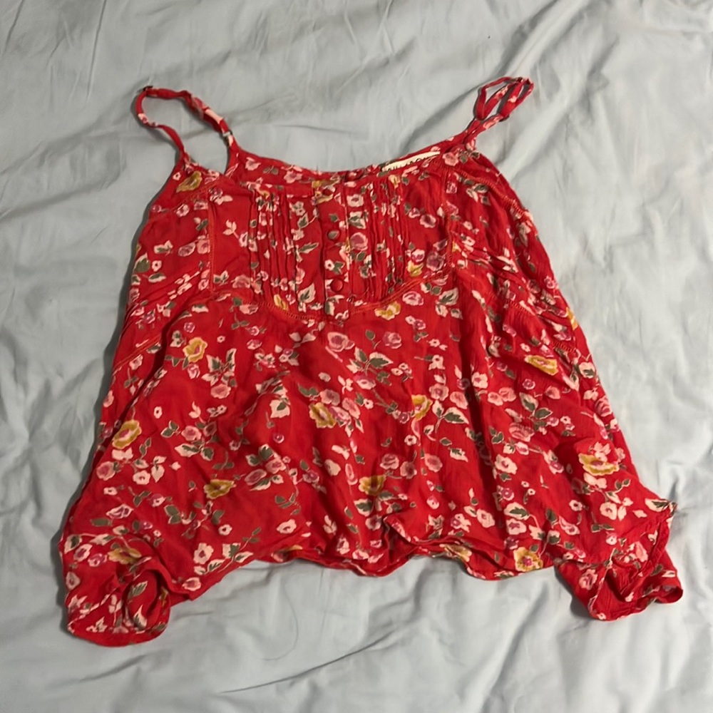 Red Billabong Tank